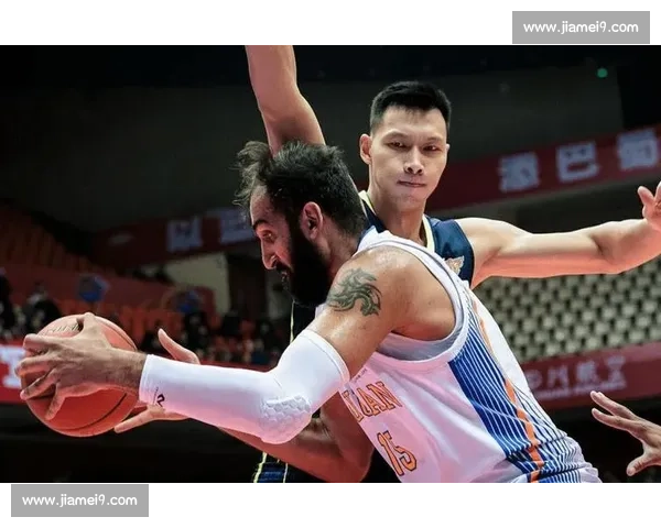 易建联对决哈达迪中伊内线王者的时代碰撞与宿命较量亚洲篮球巅峰之战